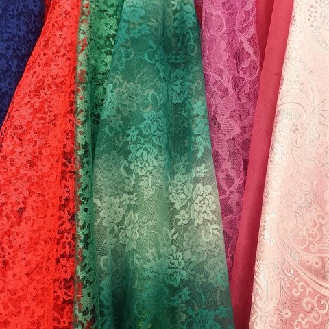 Zdjęcie: Ubrania z lnu polskich marek: slow fashion i lokalny łańcuch dostaw